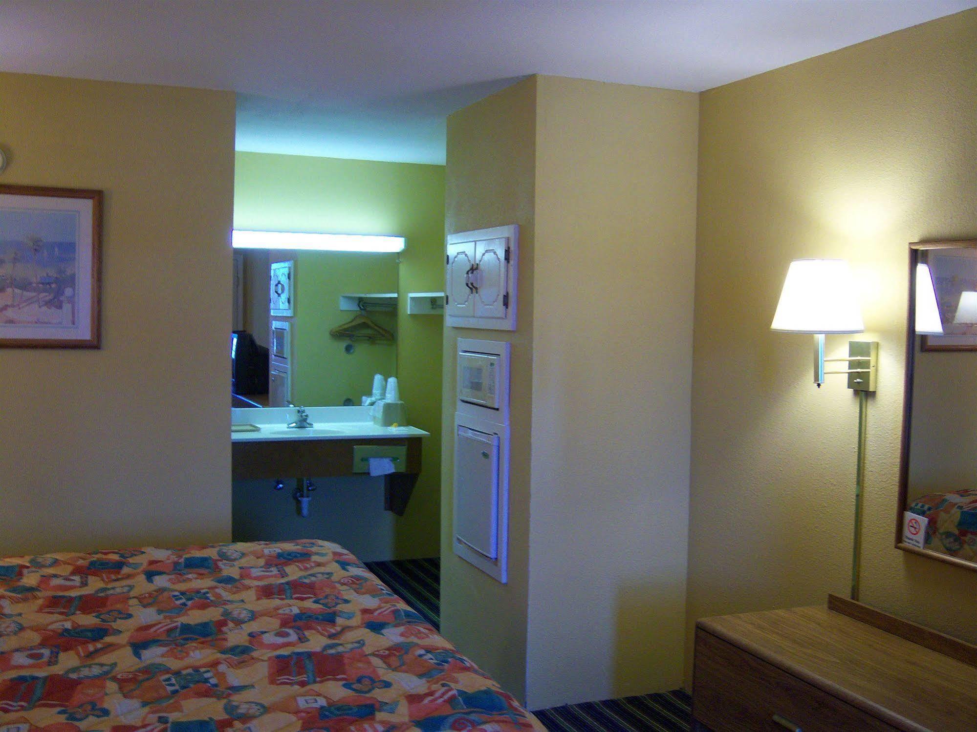 Days Inn Guntersville Kültér fotó